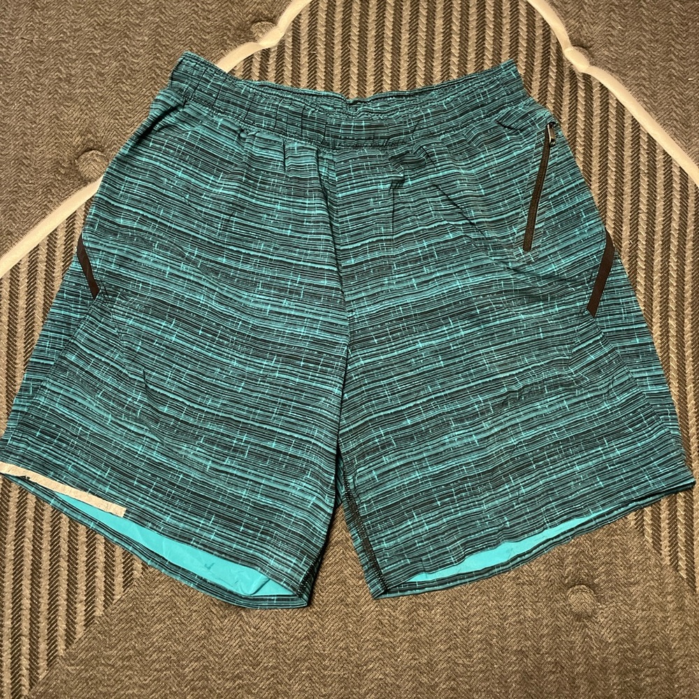 Lululemon Surge Short - Medium 7” - Patterned Green - w/ Liner